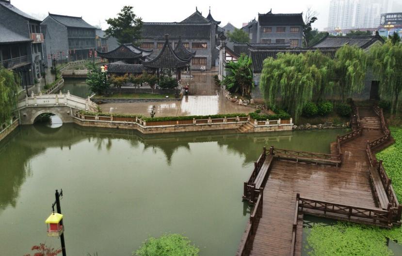 贪玩蓝月